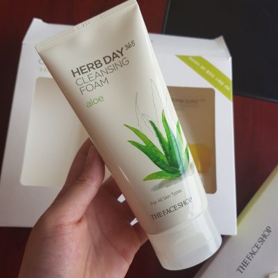 Sữa rửa mặt Herb Day 365 Cleansing Foam Aloe